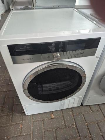 Jonge grundig 7 kg warmtepomp droger A ++ beschikbaar voor biedingen
