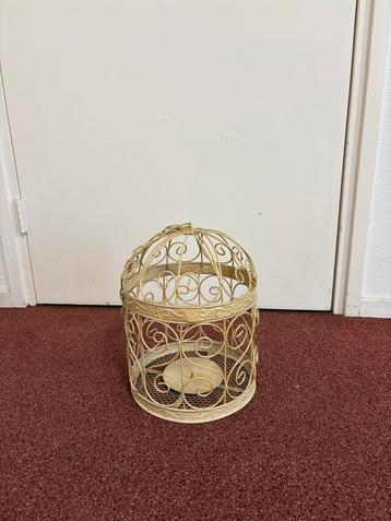 Decoratieve Vogelkooi Kandelaar beschikbaar voor biedingen