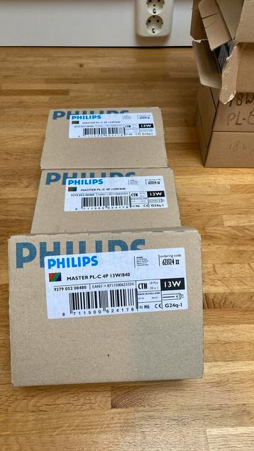 Philips lampen. beschikbaar voor biedingen