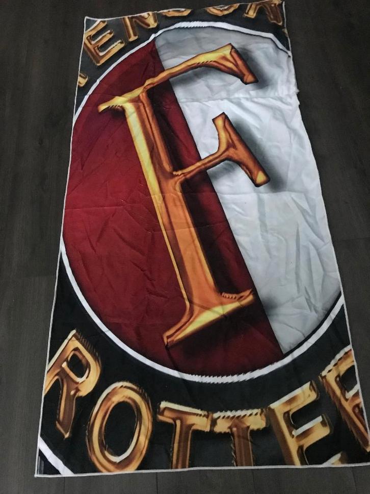 Unieke FEYENOORD Badlaken + Draag-/rugtas 2-in-1 opvouwbaar, Verzamelen, Sportartikelen en Voetbal, Nieuw, Overige typen, Feyenoord