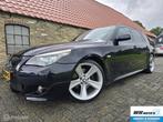 BMW 5-serie Touring 530d M Pakket 300pk Business Line, Auto's, BMW, 2000 kg, Zwart, Euro 4, 1635 kg