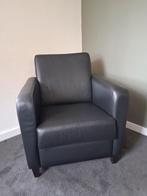 Zwarte leren fauteuil, Huis en Inrichting, Fauteuils, Ophalen, Zo goed als nieuw, 75 tot 100 cm, 50 tot 75 cm