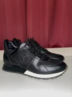 Lv sneaker Runaway size 41 (New), Kleding | Heren, Schoenen, Nieuw, Louis Vuitton, Sneakers of Gympen, Zwart