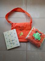 Nieuwe tas van Ikke met badjas en geboorteboek., Ophalen of Verzenden, Nieuw