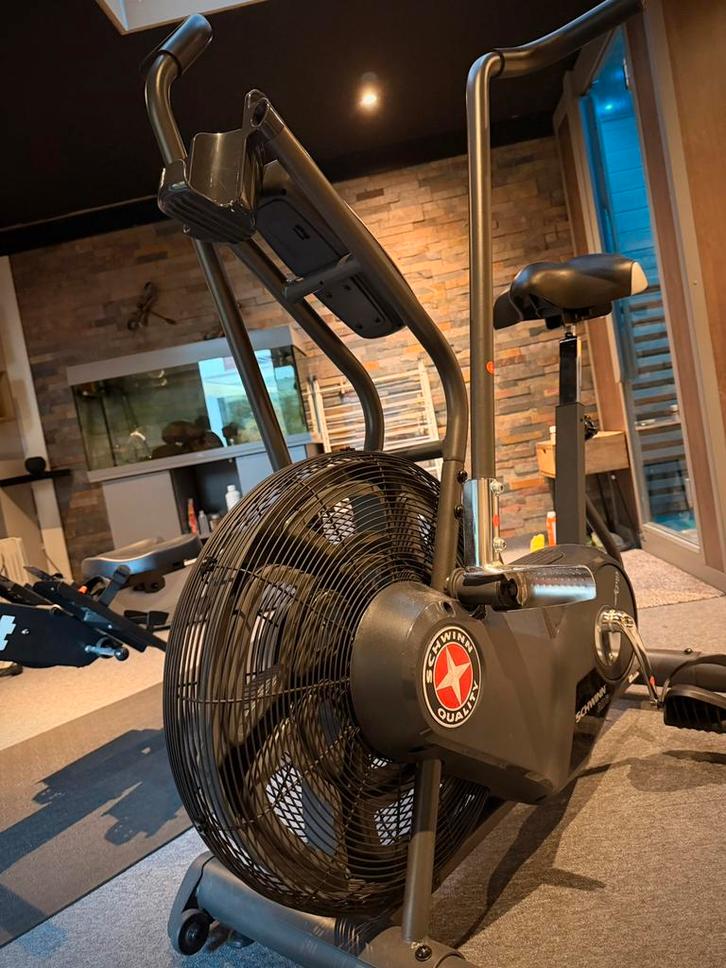 Airbike Airdyne AD6i, Sport en Fitness, Fitnessmaterialen, Nieuw, Overige typen, Armen, Benen, Borst, Buik, Rug, Ophalen