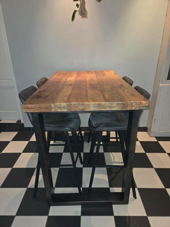 Houten bartafel met stalen poten, Huis en Inrichting, Tafels | Eettafels, Zo goed als nieuw, 50 tot 100 cm, 100 tot 150 cm, Rechthoekig