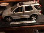 Mercedes.  ML. Klasse.    Maisto., Hobby en Vrije tijd, Modelauto's | 1:18, Ophalen of Verzenden, Zo goed als nieuw, Maisto