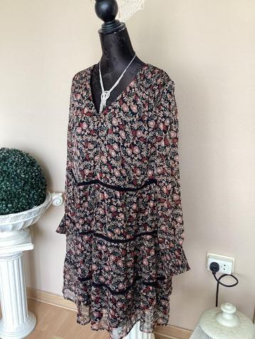 ESTVL Bloemenjurk Maat 46 beschikbaar voor biedingen