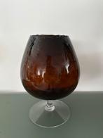 Vaas op voet van glas, Overige kleuren, Ophalen of Verzenden, Minder dan 50 cm, Glas