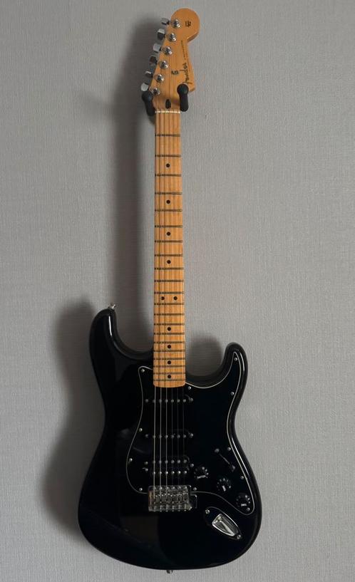 Fender Stratocaster Black - Limited Edition - Mexican made, Muziek en Instrumenten, Snaarinstrumenten | Gitaren | Elektrisch, Gebruikt