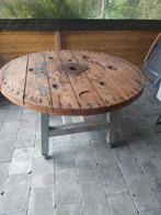 Prachtige tuintafel, 120 diameter, Ophalen, Zo goed als nieuw, Rond, Hout