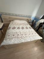 Tweepersoonsbed- Bed met nachtkastjes en spiegelkast 160x200, Ophalen of Verzenden, Zo goed als nieuw, Tweepersoons