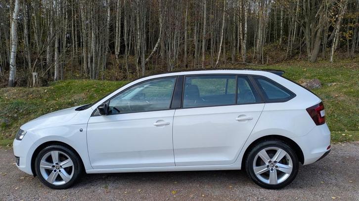 Škoda Rapid 1.2 TSI Spaceback – 2015 – Panoramadak | Trekhaa, Auto's, Skoda, Particulier, Rapid, ABS, Airbags, Airconditioning