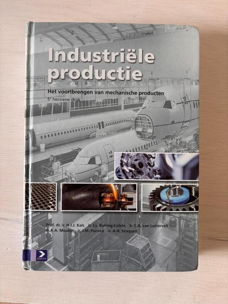 Industriele productie 5e druk, Boeken, Techniek, Zo goed als nieuw, Ophalen of Verzenden