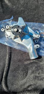 FORD FE BIGBLOCK POLISHED WATERPUMP, Ophalen of Verzenden, Ford