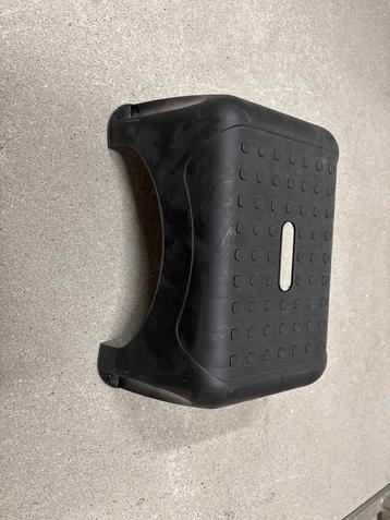 Zwarte Opstapje - 150 kg beschikbaar voor biedingen