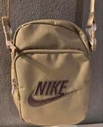 Nieuwe Nike Heritage Crossbodytas - Neutral Olive, Ophalen of Verzenden, Nieuw, Groen, Overige merken
