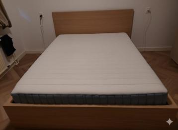 IKEA Malm Bed Frame 160200cm with 4 Drawers–Excellent Cond beschikbaar voor biedingen