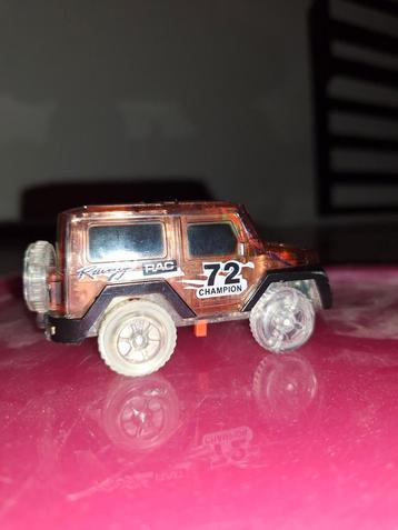 Autobaan met Elektrische Auto beschikbaar voor biedingen