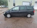 Seat Alhambra 1.8 20VT, Auto's, Voorwielaandrijving, 4 cilinders, 7 stoelen, Zwart
