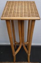 Plantentafel bamboe rotan: bohemian, vintage, retro h 81, Huis en Inrichting, Ophalen of Verzenden, Zo goed als nieuw