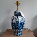 Handgemaakte lampenvoet van oude Delfts blauwe dekselvaas, Ophalen of Verzenden, Zo goed als nieuw, Minder dan 50 cm