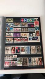 Stockboek USA +Rondzendboekje USA, Postzegels en Munten, Postzegels | Volle albums en Verzamelingen, Ophalen of Verzenden, Buitenland