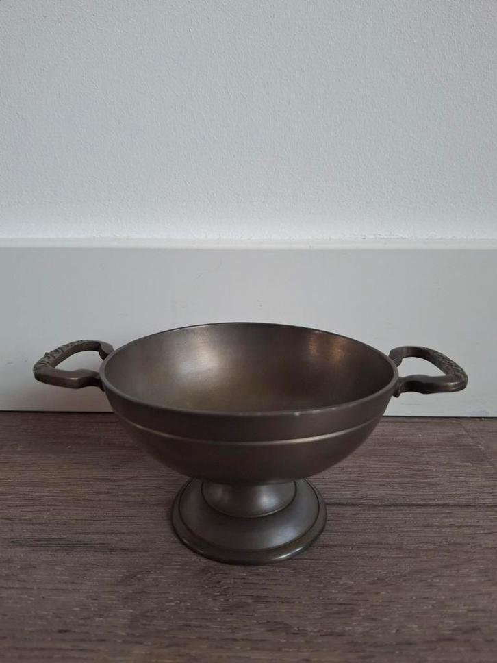 Vintage Tinnen Schaal met Gedecoreerde Handvatten, Antiek en Kunst, Antiek | Tin, Ophalen of Verzenden