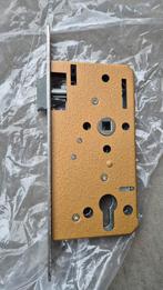 Nieuw Veiligheidsinsteekslot SGK2 PC55, Ophalen of Verzenden, Nieuw, IJzer, Slot