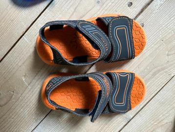 waterschoenen en sandalen oa merk Kappa maat 27, 26, 37 beschikbaar voor biedingen