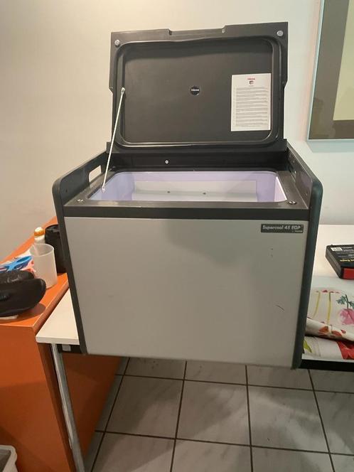 caravan koelbox, Caravans en Kamperen, Koelboxen, Zo goed als nieuw, Koelbox, Elektrisch, Ophalen