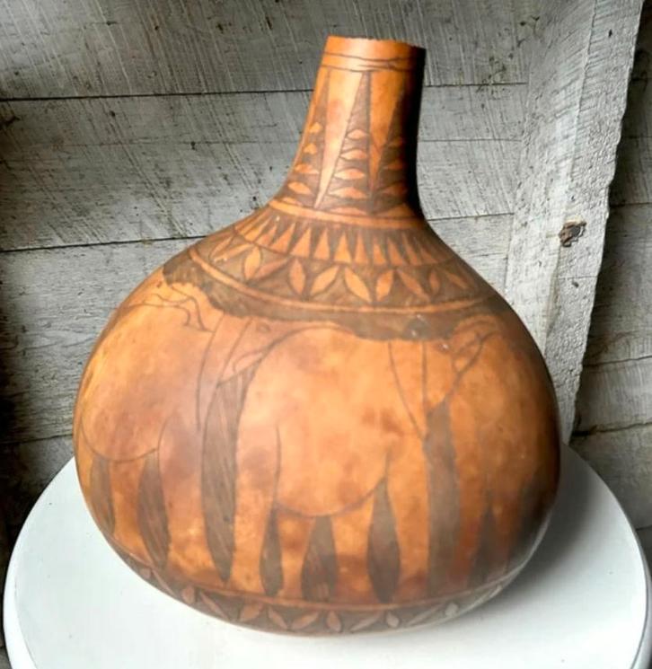 Afrikaanse Kalebas Olifant Design - Kenia, Huis en Inrichting, Woonaccessoires | Vazen, Gebruikt, Overige kleuren, Minder dan 50 cm