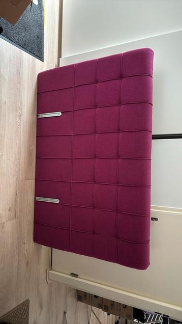 Roze hoofdbord/hoofdeinde voor bokspring