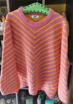 Mooie vrolijke trui roze met gele strepen, Maat 38/40 (M), Ophalen of Verzenden, Zo goed als nieuw, Roze