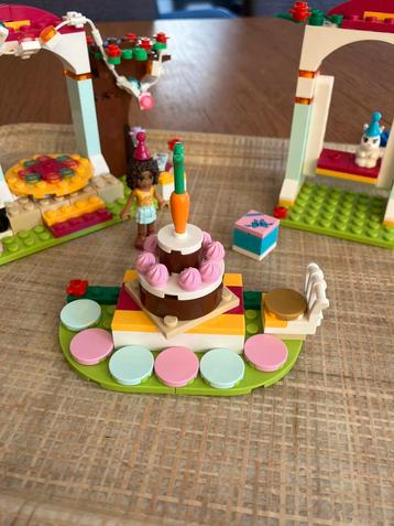 LEGO Friends verjaardagsfeest beschikbaar voor biedingen