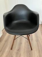 3 Zwarte Eetkamerstoel met Houten Poten, Ophalen, Kunststof, Gebruikt, Zwart