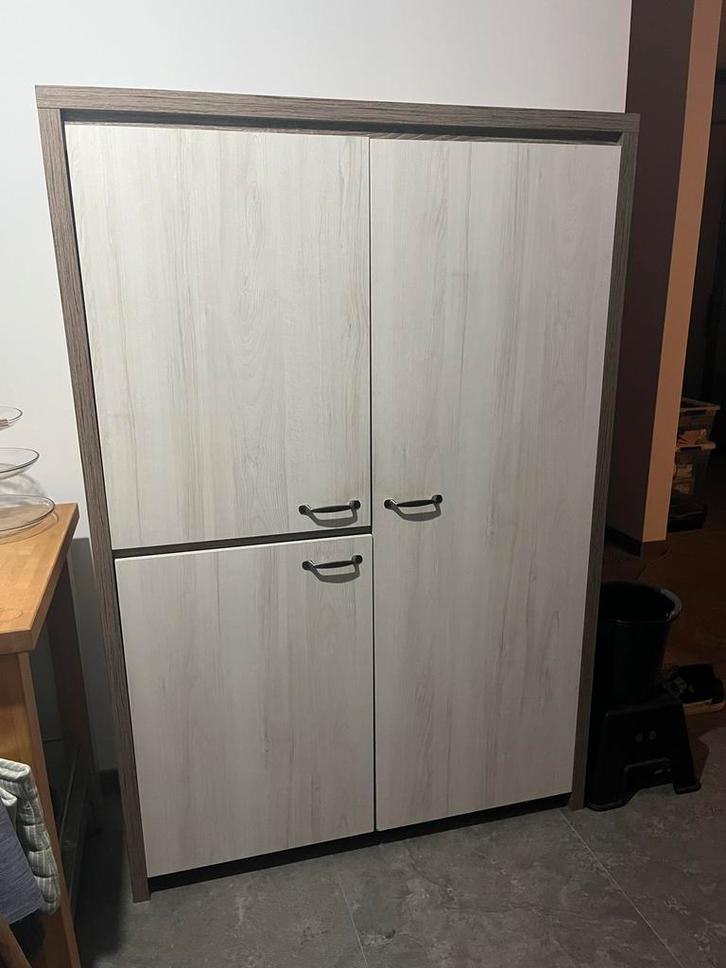 Houten Kast met Deuren en legplanken, Huis en Inrichting, Kasten | Roldeurkasten en Archiefkasten, Gebruikt, 150 tot 200 cm, 100 tot 150 cm