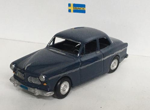 Volvo Amazon blauw, slecht gebouwde kit v. Job. Models 1:43., Hobby en Vrije tijd, Modelauto's | 1:43, Nieuw, Auto, Overige merken