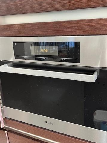 Stoomoven keuken Miele (nooit gebruikt) beschikbaar voor biedingen