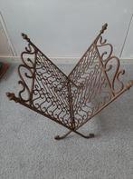 robuuste Krantenbak van smeedijzer, Ophalen of Verzenden, Gebruikt