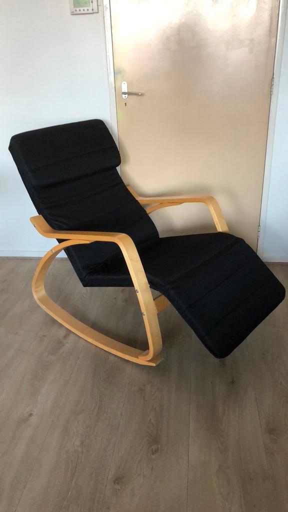 Gave Ikea schommelstoel met uitklapbare voetensteun, Huis en Inrichting, Fauteuils, Zo goed als nieuw, Stof, 50 tot 75 cm, 75 tot 100 cm