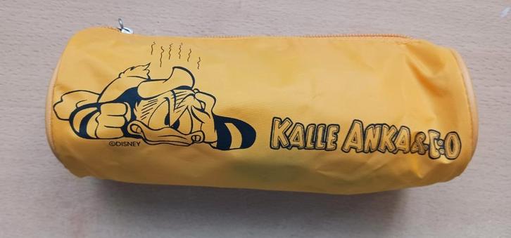 Donald Duck etui Geel RETRO, Verzamelen, Disney, Zo goed als nieuw, Overige typen, Donald Duck, Ophalen of Verzenden