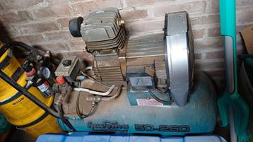 Huvema Compressor 50 Liter - Goed Onderhouden beschikbaar voor biedingen