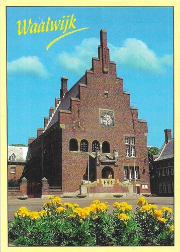 AK Waalwijk - Gemeentehuis    beschikbaar voor biedingen