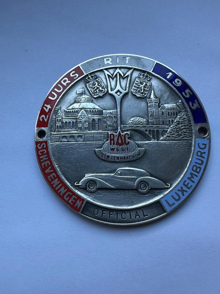 Grille badge SLS Scheveningen Luxemburg 1953 embleem., Verzamelen, Merken en Reclamevoorwerpen, Gebruikt, Overige typen, Ophalen of Verzenden