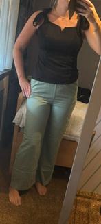 Broek, Ophalen of Verzenden, Zo goed als nieuw, Groen