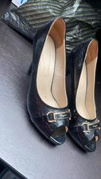 Ferragamo dames pumps orgineel zwart maat 38, Ophalen of Verzenden, Zo goed als nieuw, Zwart, Pumps