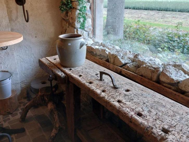 robuuste oude werkbank met horizontale bankschroef, Antiek en Kunst, Curiosa en Brocante, Ophalen