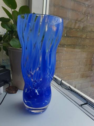 Vintage Retro Blauwe Vaas Gevlamd Glas – Prachtig Design! beschikbaar voor biedingen
