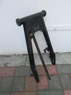 Kawasaki Z650 achterbrug KZ Z 650 achter brug swingarm vork, Ophalen of Verzenden